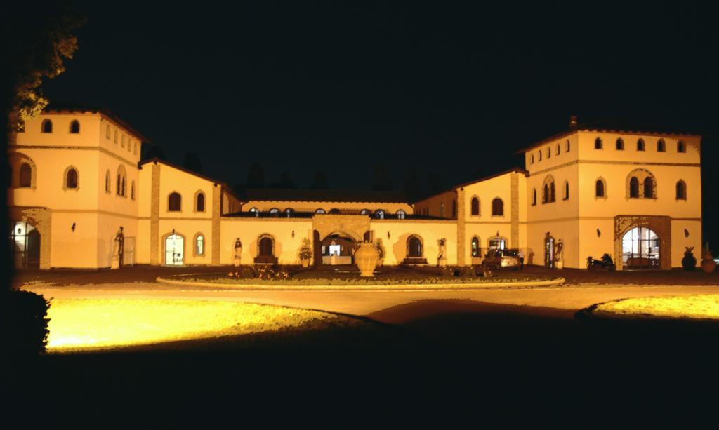 Villa Tenuta Il Tenchio à Lacchiarella Extérieur photo